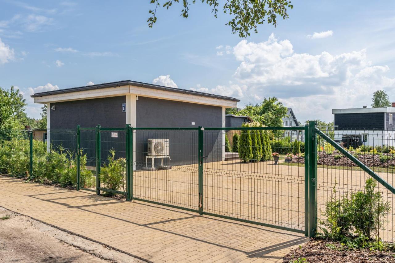 Family Garden House With Free Private Parking & Playground Villa Rīga Exterior foto